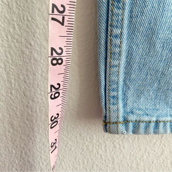 Urban Outfitters BDG High Rise Baggy Jeans Light Wash Destroyed Size 25 - Picture 14 of 15